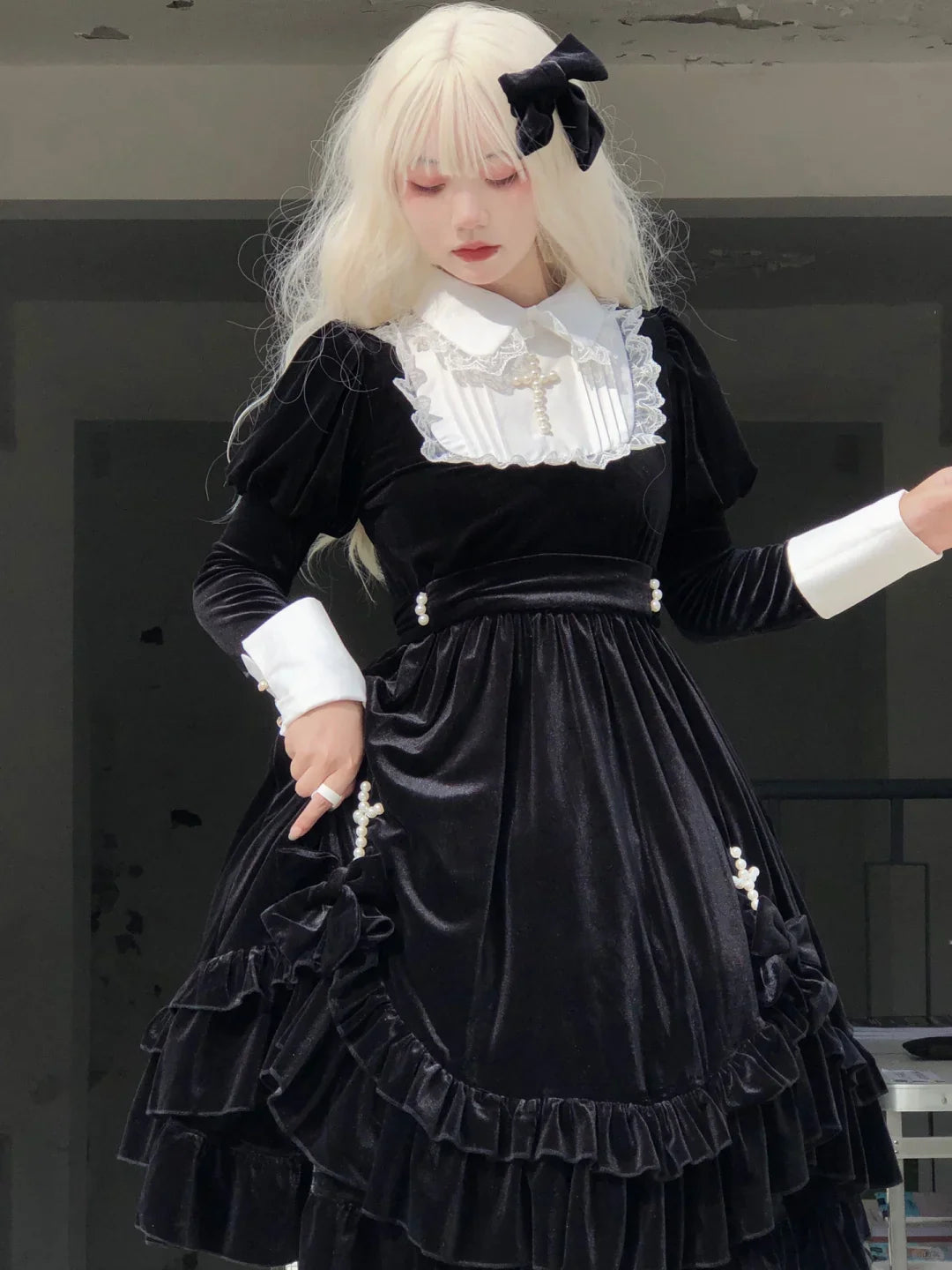 Cross Hymn Black Gothic Lolita Long Sleeve Velvet Dress - Sugarplum Store