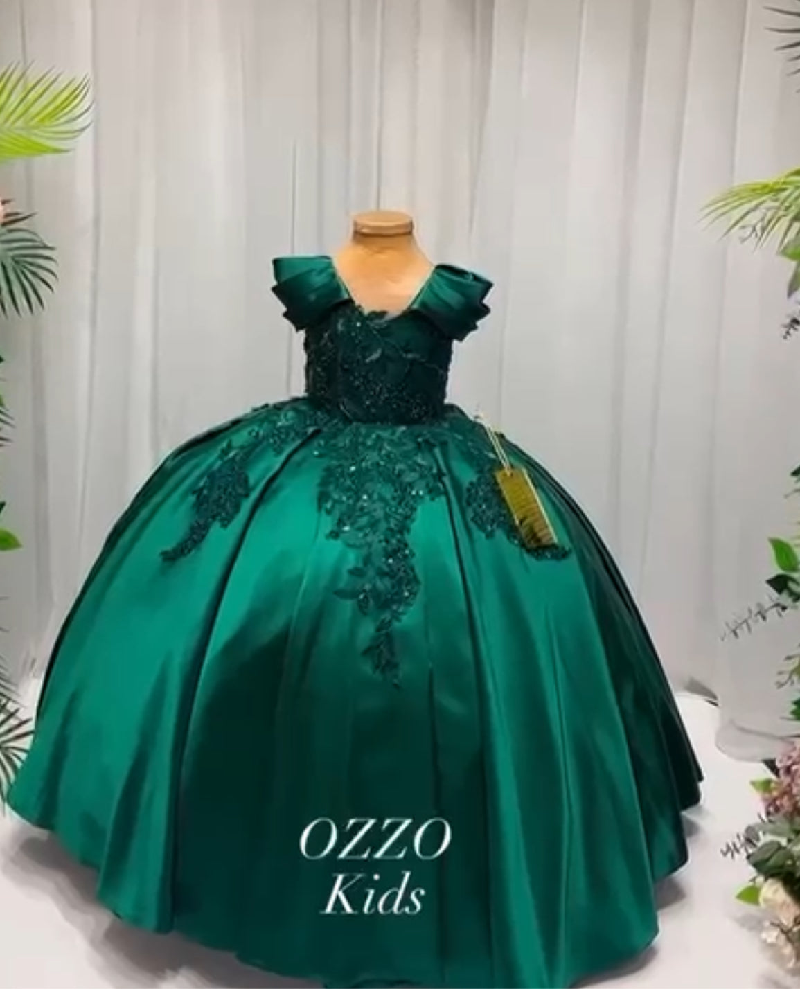 Kids Green Girls' Satin Party Dress Green Solid Color Wedding Mesh Princess Ballroom Dress, Tulle Dress Flower Girl's Dress Summer Spring Fall