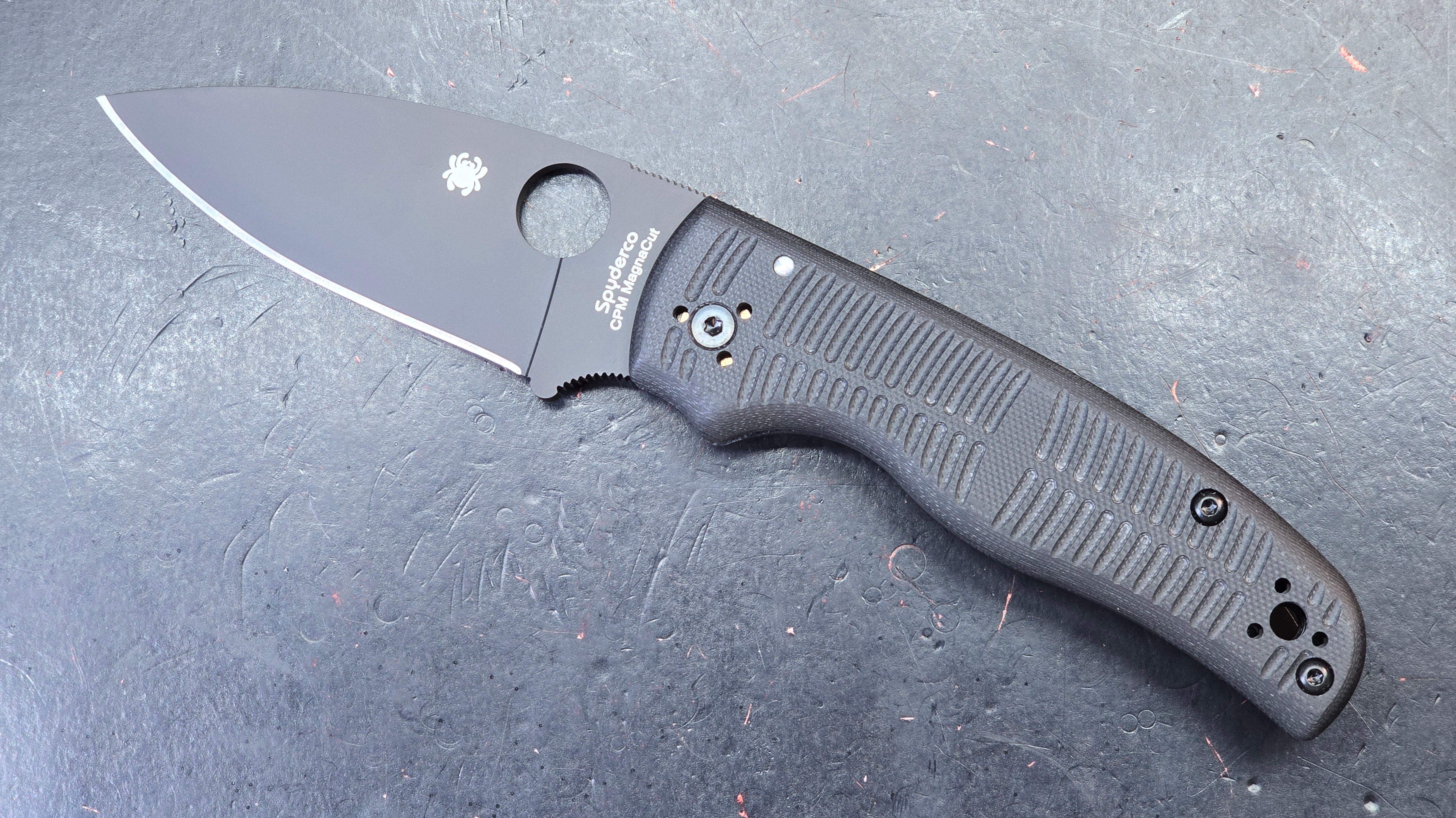 Spyderco Shaman Salt Black G10 Handle CPM Magnacut