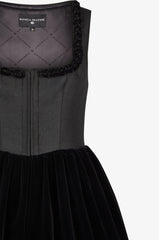 Dirndl Zadar in Schwarz