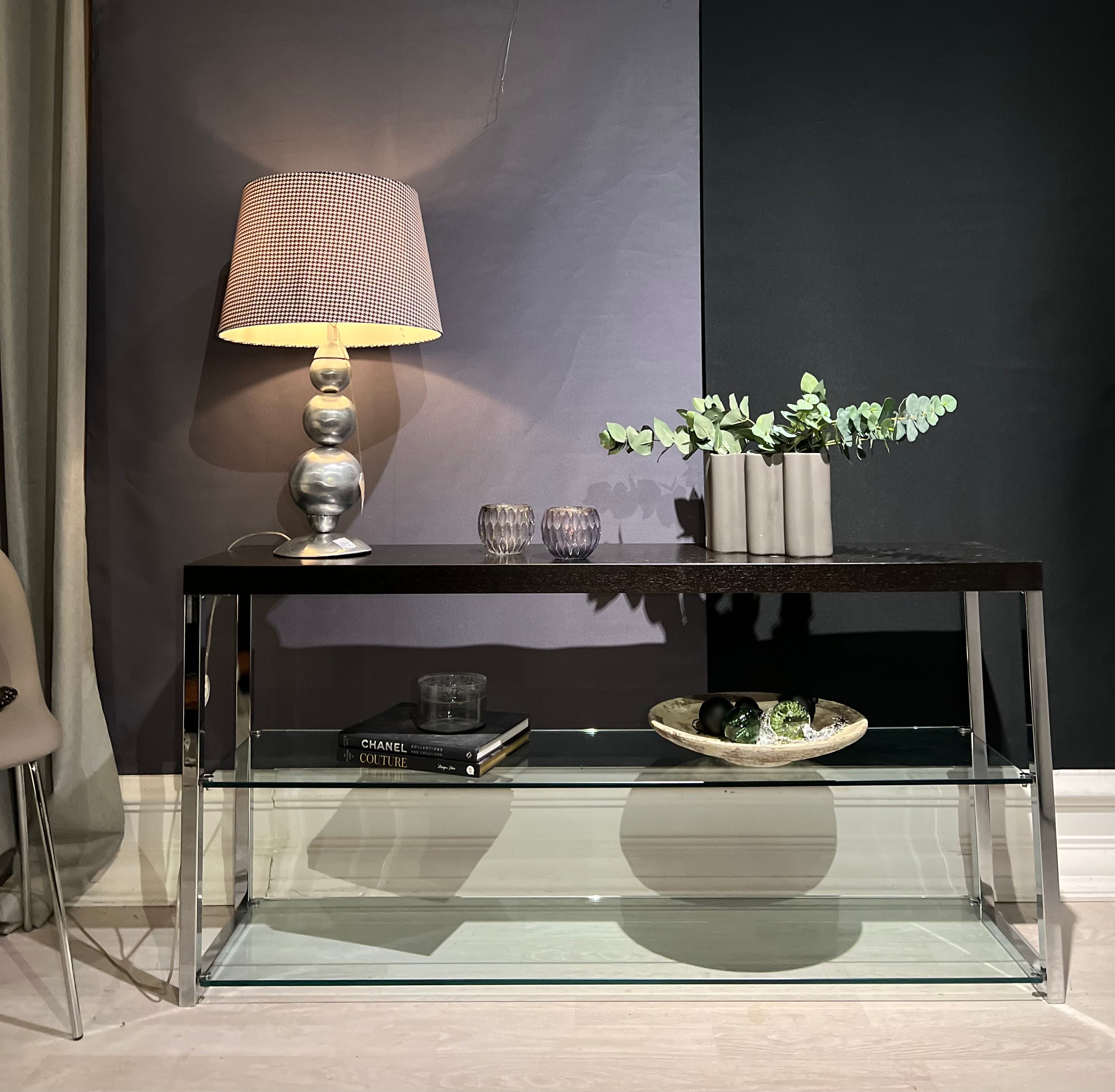 Konsollbord - Krom & glass - Kvalitetsbrukt Møbel fra Hjembruket AS på Hjembruket