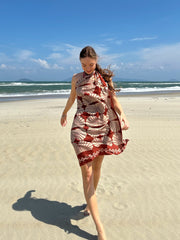 Eco-Friendly Seashell Print Sarong – Lightweight Beach Wrap | Coco De Chom
Sustainably crafted organic cotton sarong with seashell details. Perfect for beach cover-ups, resort wear, or a stylish summer wrap.