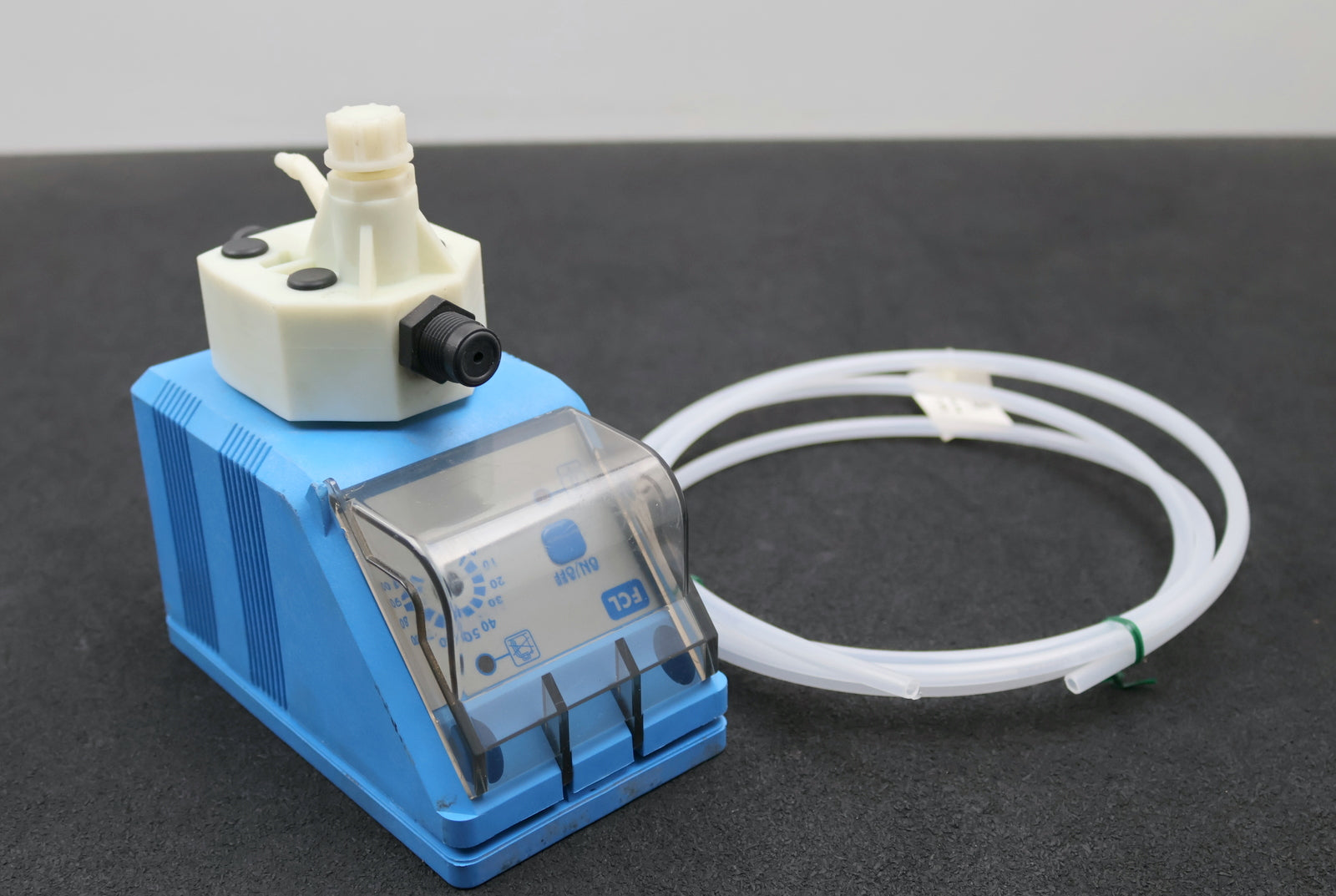 Bild des Artikels EMEC-Dosierpumpe-Model-PUMP-FCL-121,5-FP-230VAC-1,50l/h-0,3975gph-0,07A