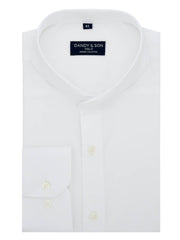Dandy & Son Extreme Cutaway shirt in white premium cotton flat lay