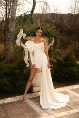 Everleigh Elegant Off-Shoulder Short White Wedding Dress