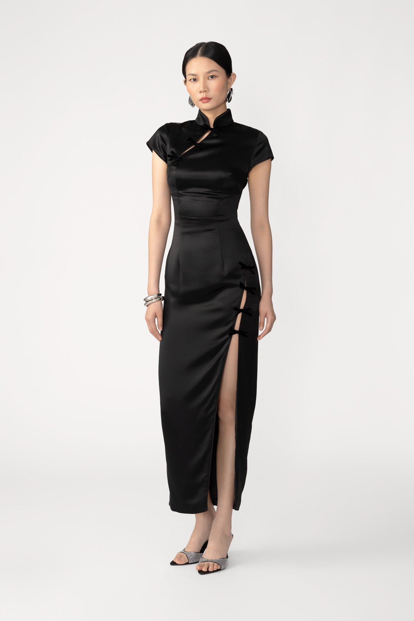 SAU LEE | Tamara Satin Midi Dress | Tamara Satin Midi Dress - Black / 00