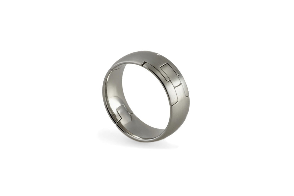 Comfort Fit inside, smooth radius outside. Hand finished, pinch operated, openable, hinged wedding ring. U.S. made, Titanium and hardened stainless steel wedding ring, toggle-Pull, openable ring