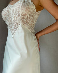 Vintage 1950s Ivory Slip With Lace Inserts | S