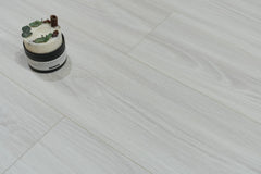 LAYPRO premium 8mm White Oak laminate flooring AC5 rated
