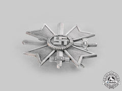 germany,_wehrmacht._a_war_merit_cross,_i_class_with_swords_and_case,_by_klein&_quenzer_c20694c20669_emd7551