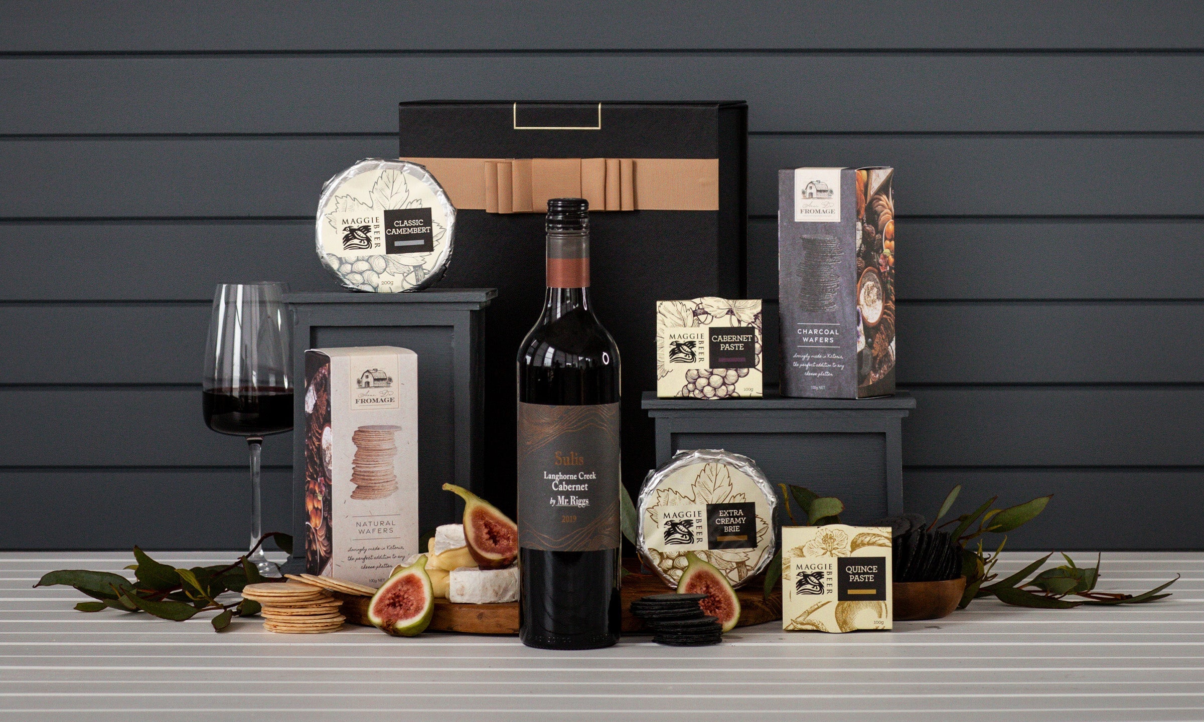 Classic Red Wine & Cheese Hamper