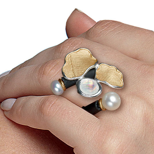 Anna Mütz: Ring "Leaves" - Bild 1