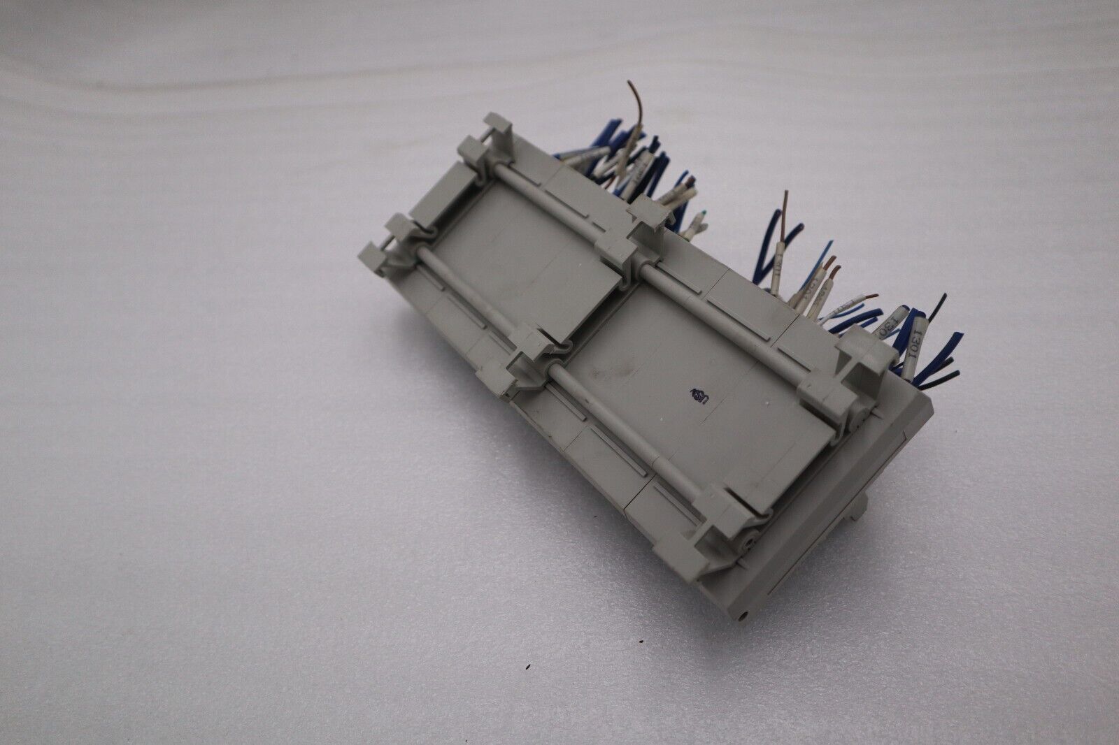 ALLEN BRADLEY 1492-IFM40F-3