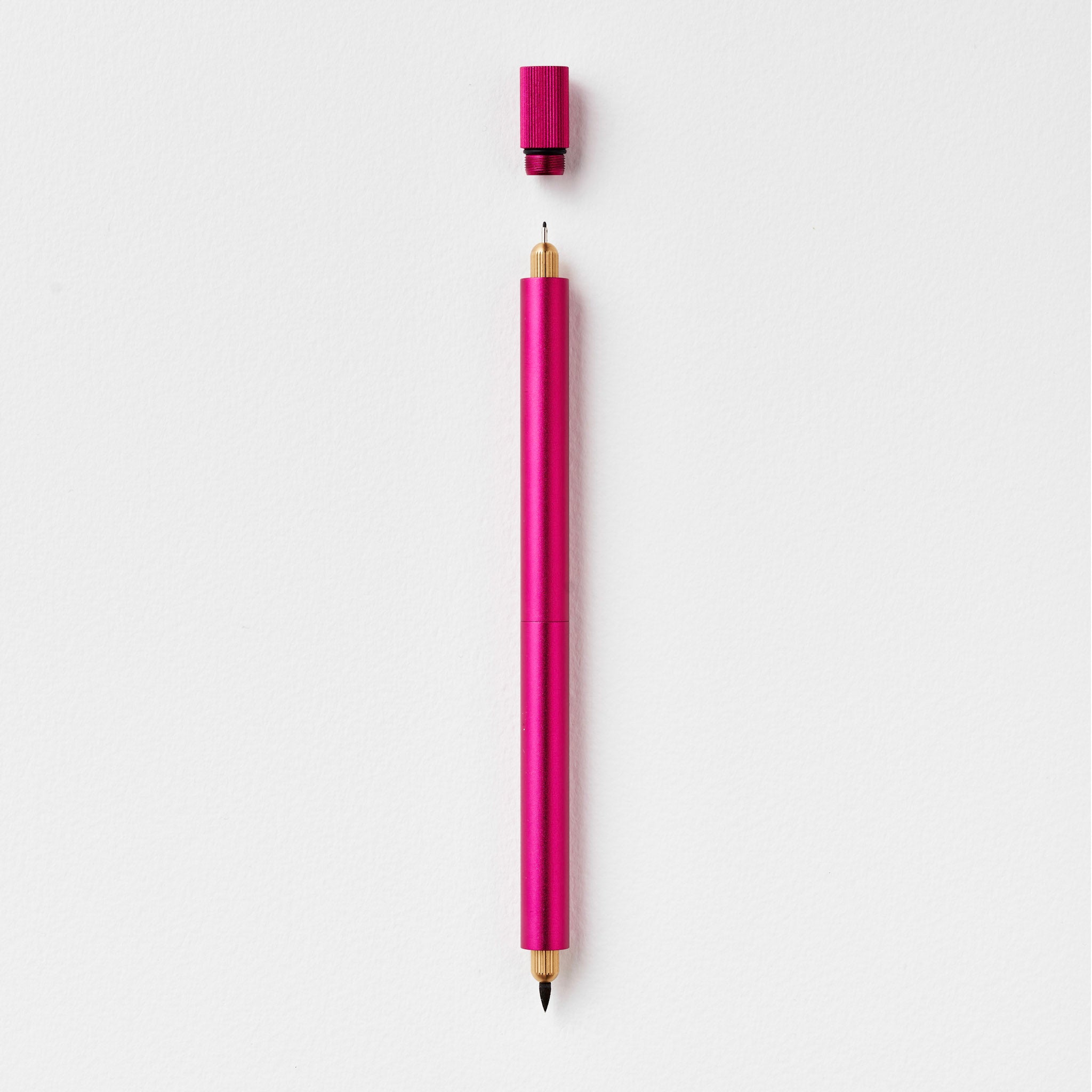 Tom's Studio Fineliner Lumos Pro - Refillable Multi-Tip Pen: Raspberry / Duo Tip bei Nauli and Stories