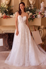 Romantic Strapless A-Line Lace Wedding Gown with Tulle Skirt