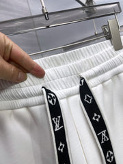 VL Pants AT18821