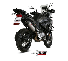 MIVV Oval Silencer monterad på Benelli TRK 502X E.004.LNC, visad bakifrån med fokus på avgassystemet. Perfekt för reservdelar och tillbehör.