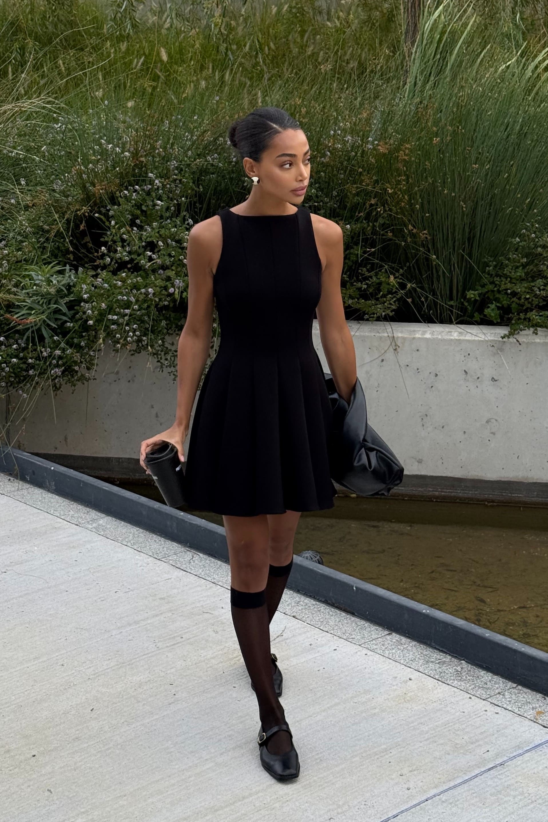 SHORT BLACK DRESS
