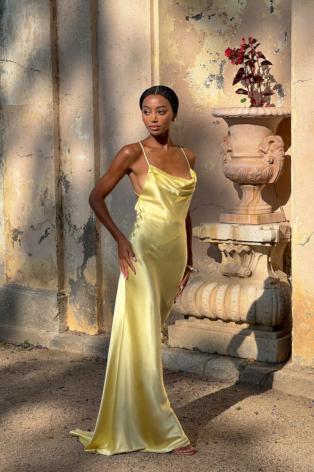 LONG YELLOW DRESS WITH CRISS-CROSS STRAPS