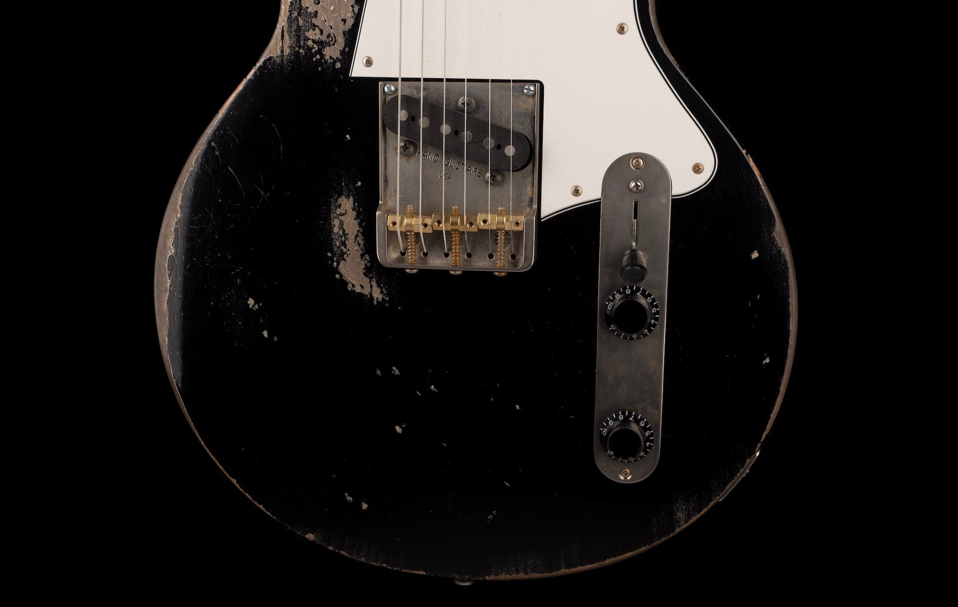 Fano Oltre Series SP6 P90 Medium/Heavy Distress Bull Black with Gig Bag