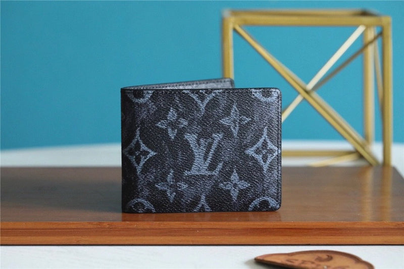 Franco Shops - Louis Vuittons  - 10824