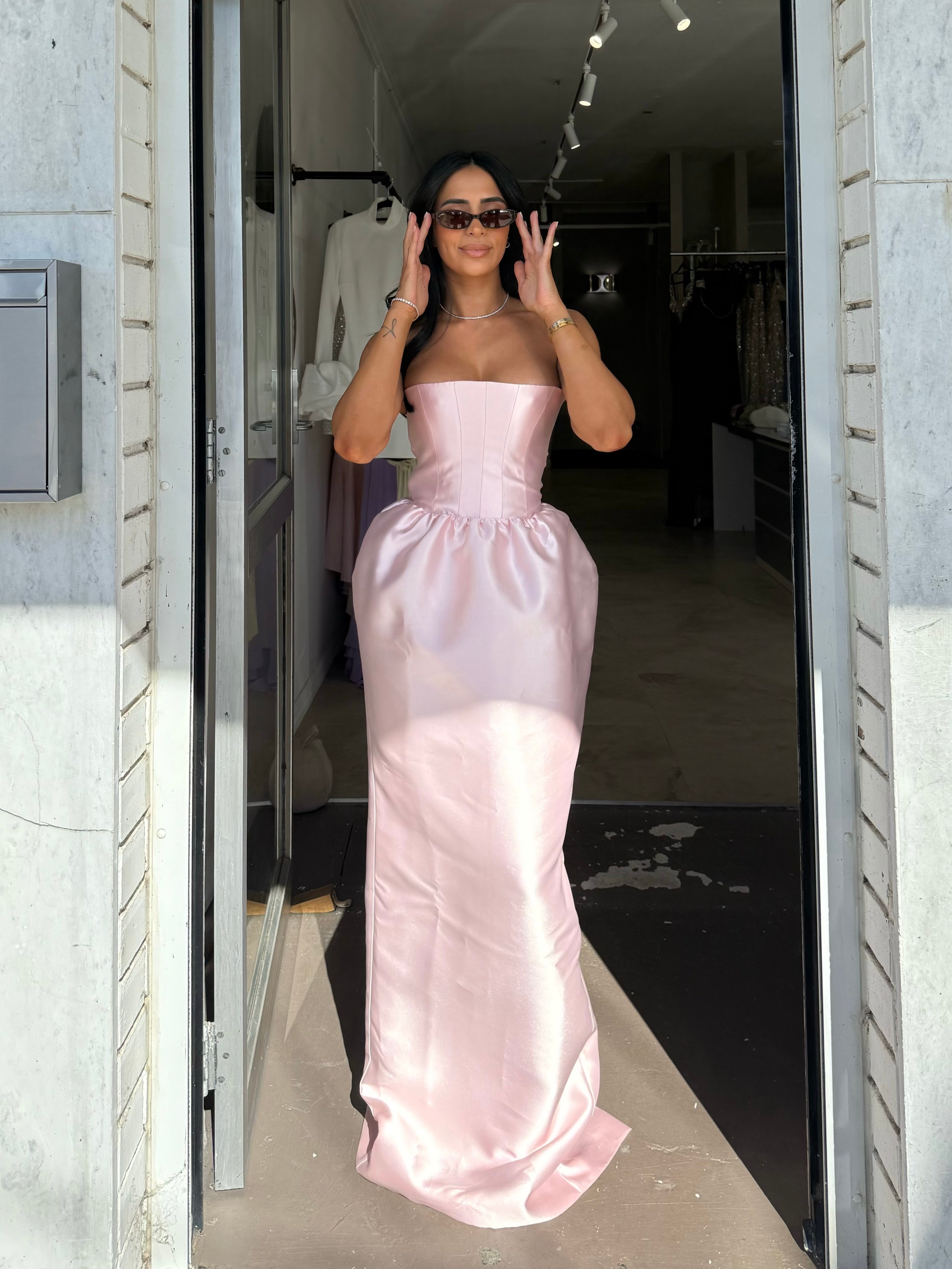 EFFIE KATS (blush pink) Peyton gown