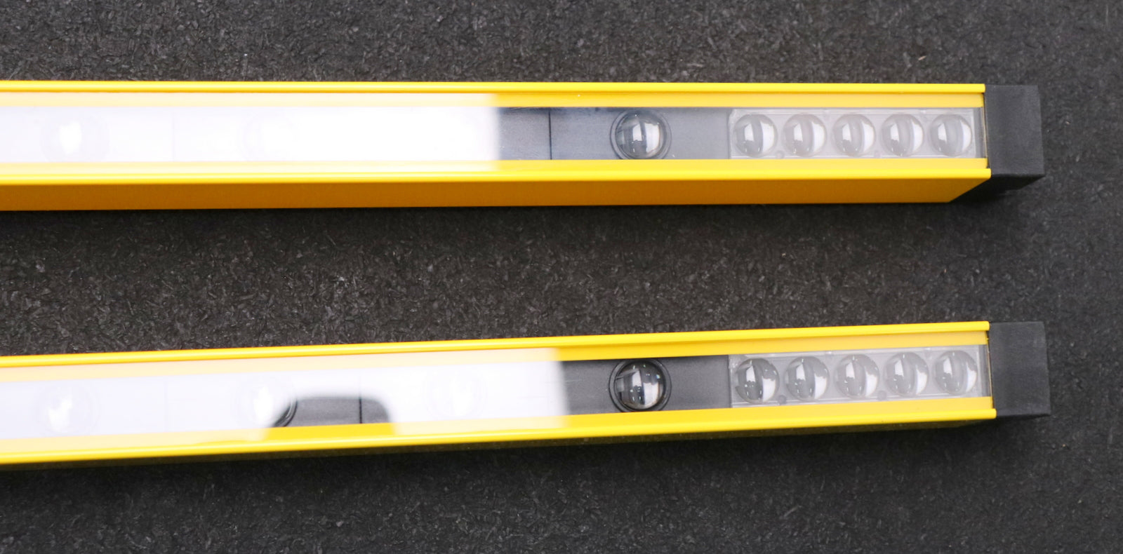 Bild des Artikels WERAC-SAFETY-40-Lichtgitter-Sender+-Empfänger-Typ-WGS-4075A-405-l100-0