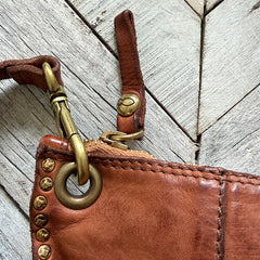 Campomaggi Kura Crossbody Bag