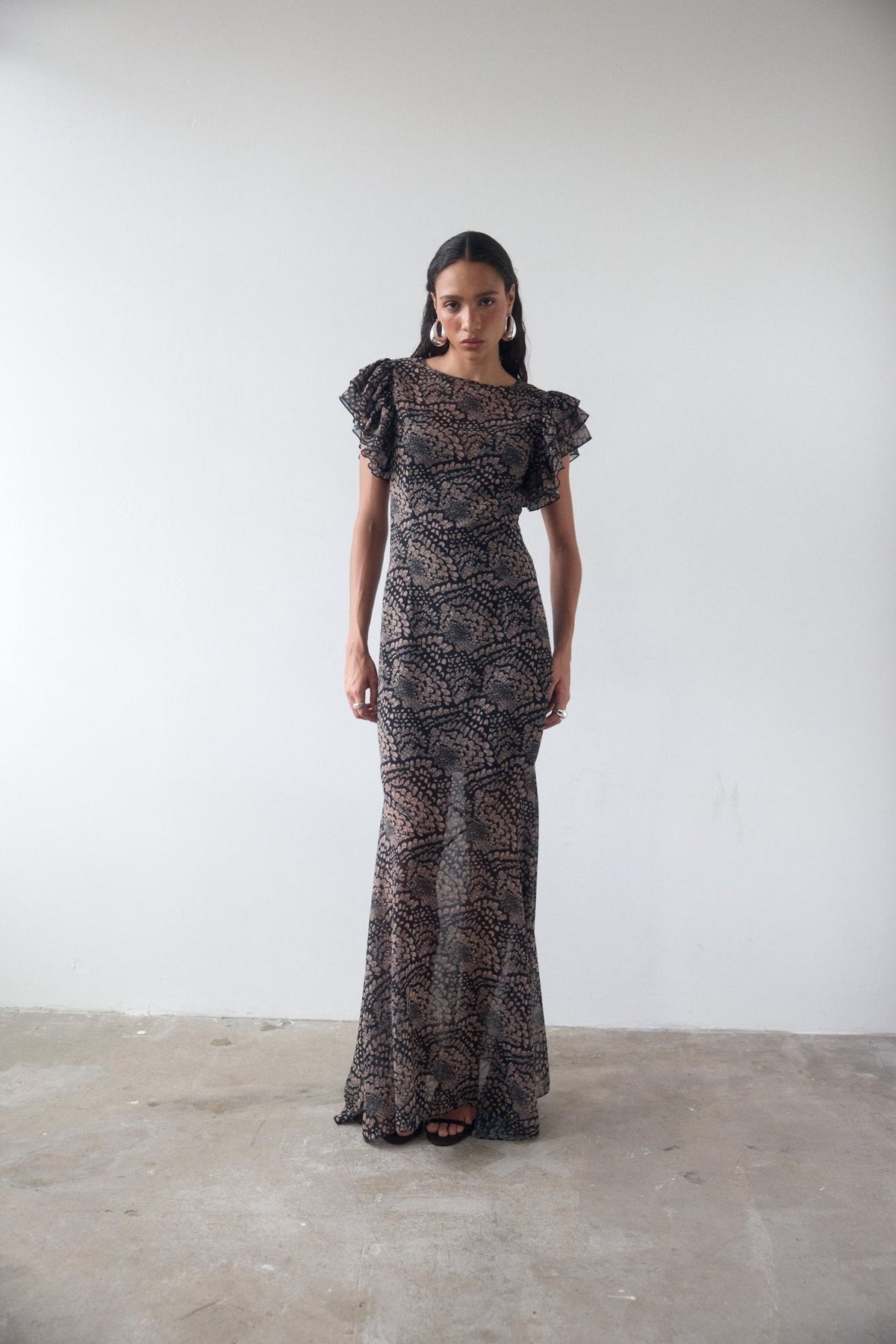 BOUGAINVILLEA CHIFFON MAXI DRESS IN FEATHER PRINT - De La Vali