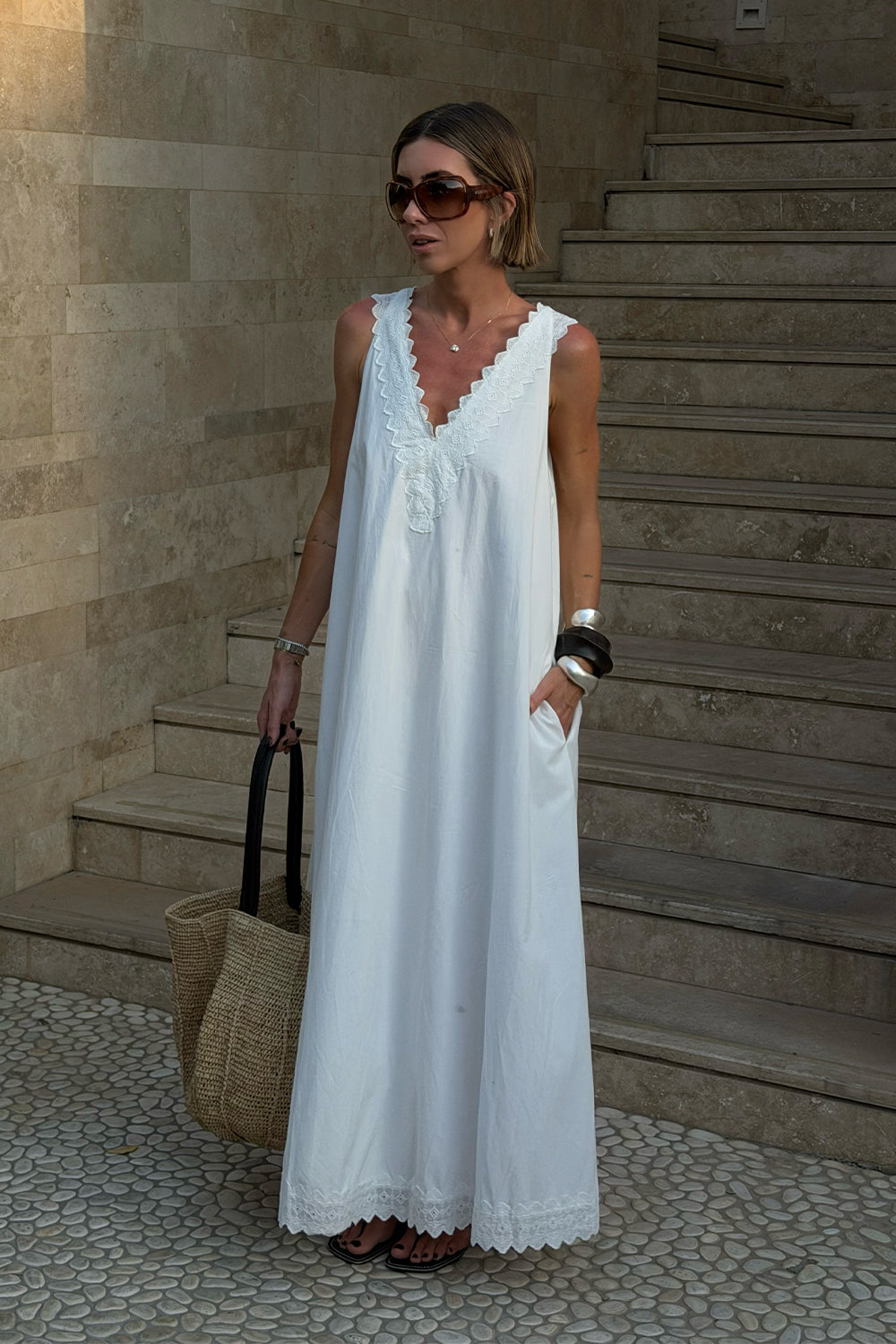 ANNABEL WHITE SLEEVELESS V NECK MIDI DRESS