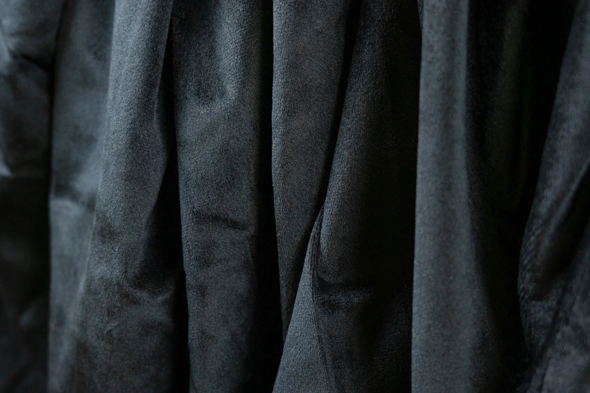 Backdrop Curtain – 3.15m x 3m Black Velvet 800gsm
