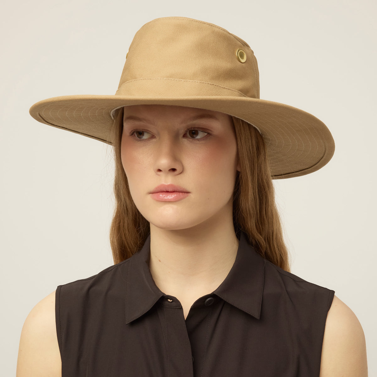 #colour_dark-khaki