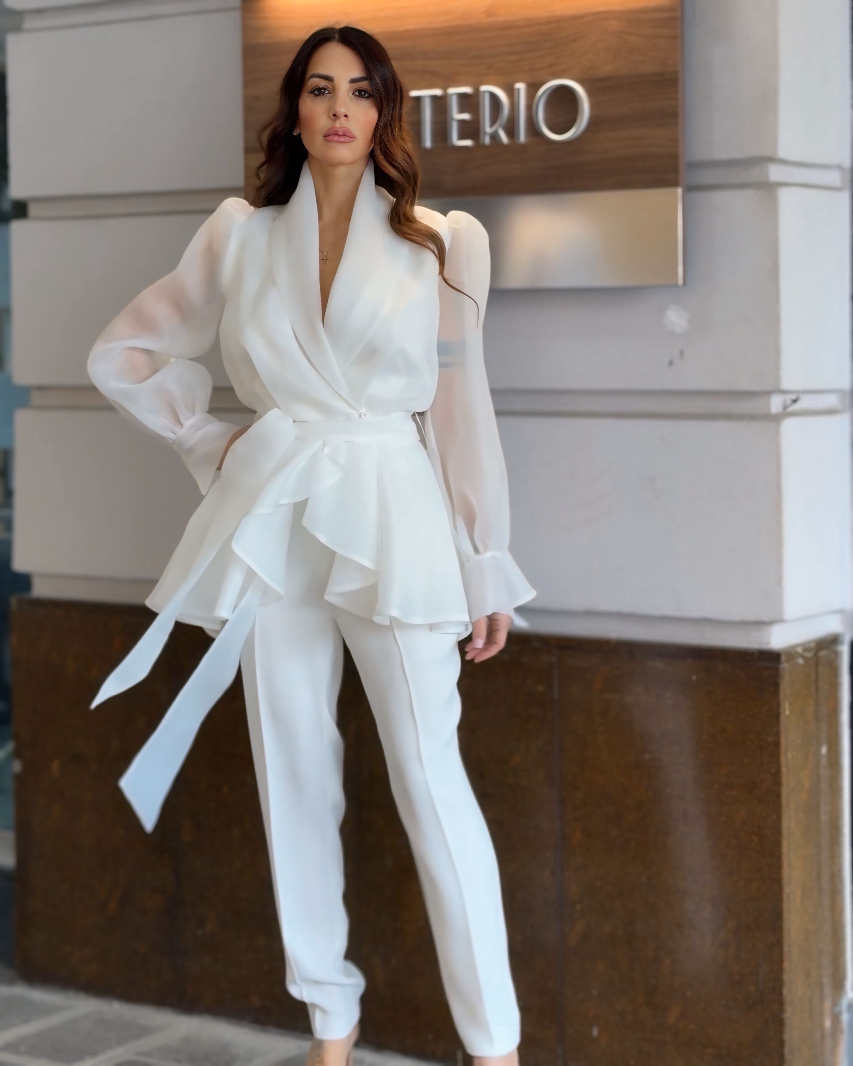 Tailleur in ORGANZA
