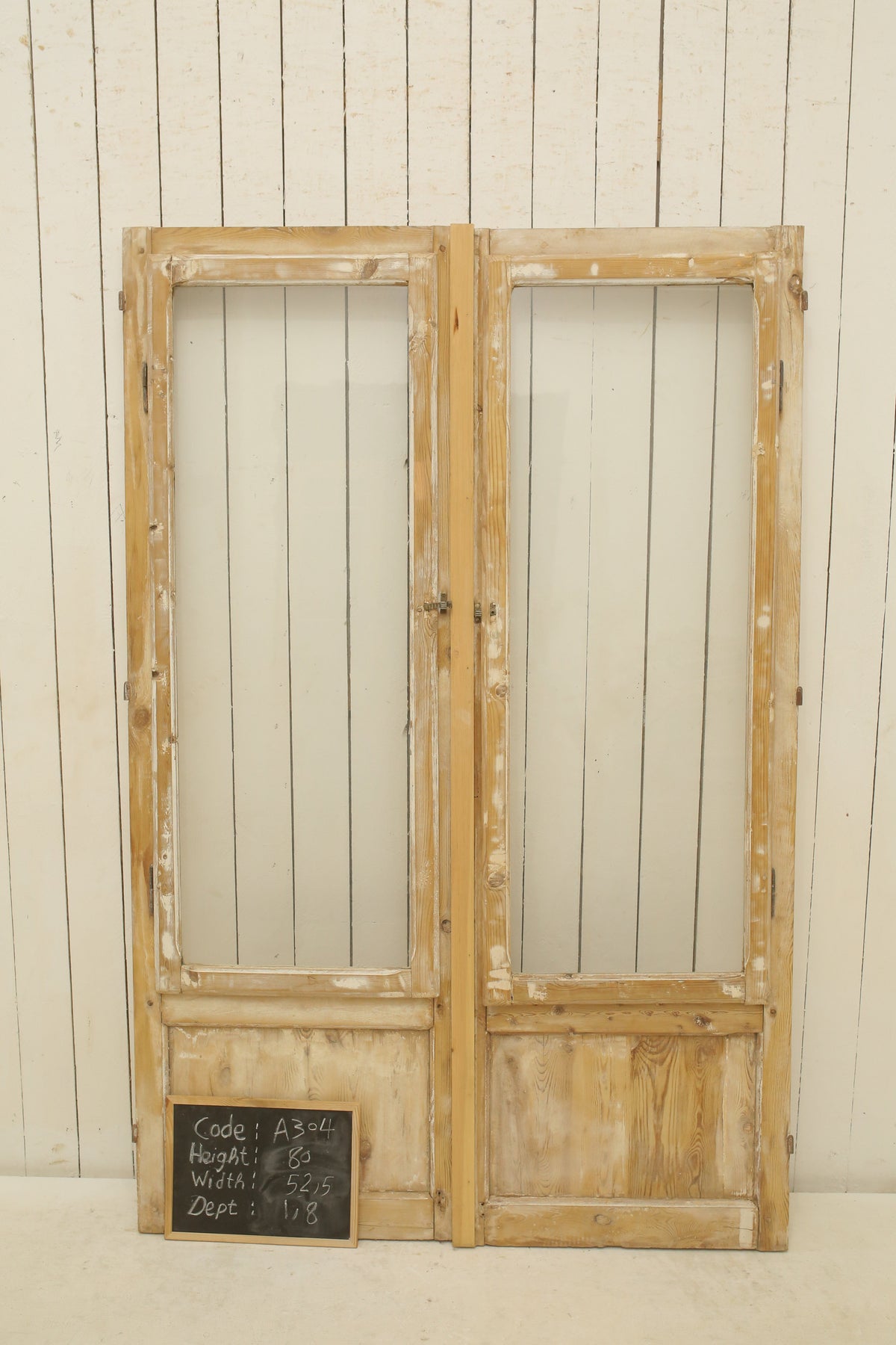 Vintage Double French Doors (with Glass) - A304