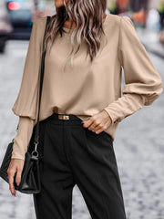 Argelia?? | Elegant Blouse With Pleated Sleeves