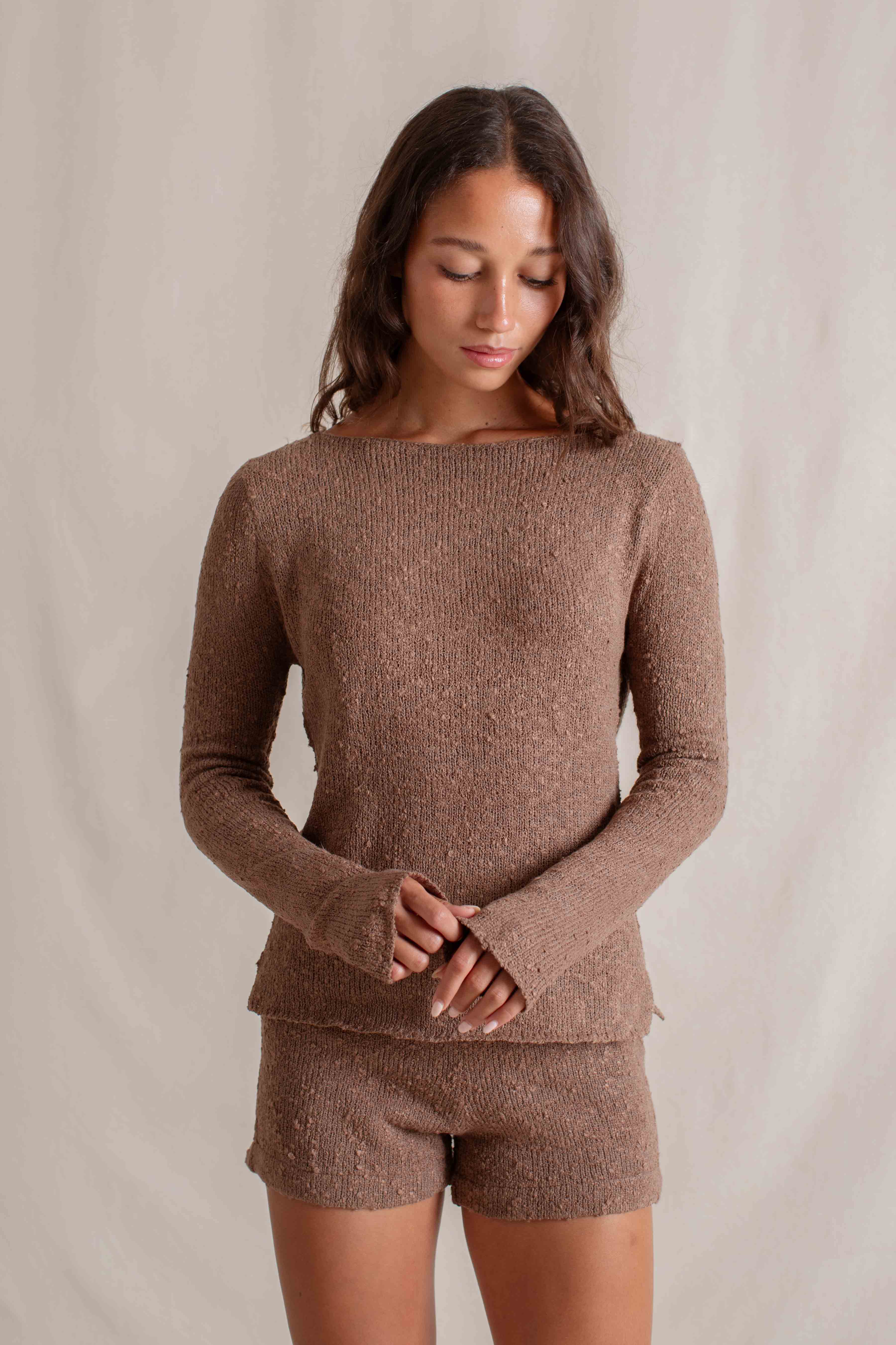 Dakota is wearing XS/S. Bust 79cm (31.1”), Waist 65cm (25.5”), Hips 90cm (35.4”), Height 173cm (5.6”) | Size XS/S