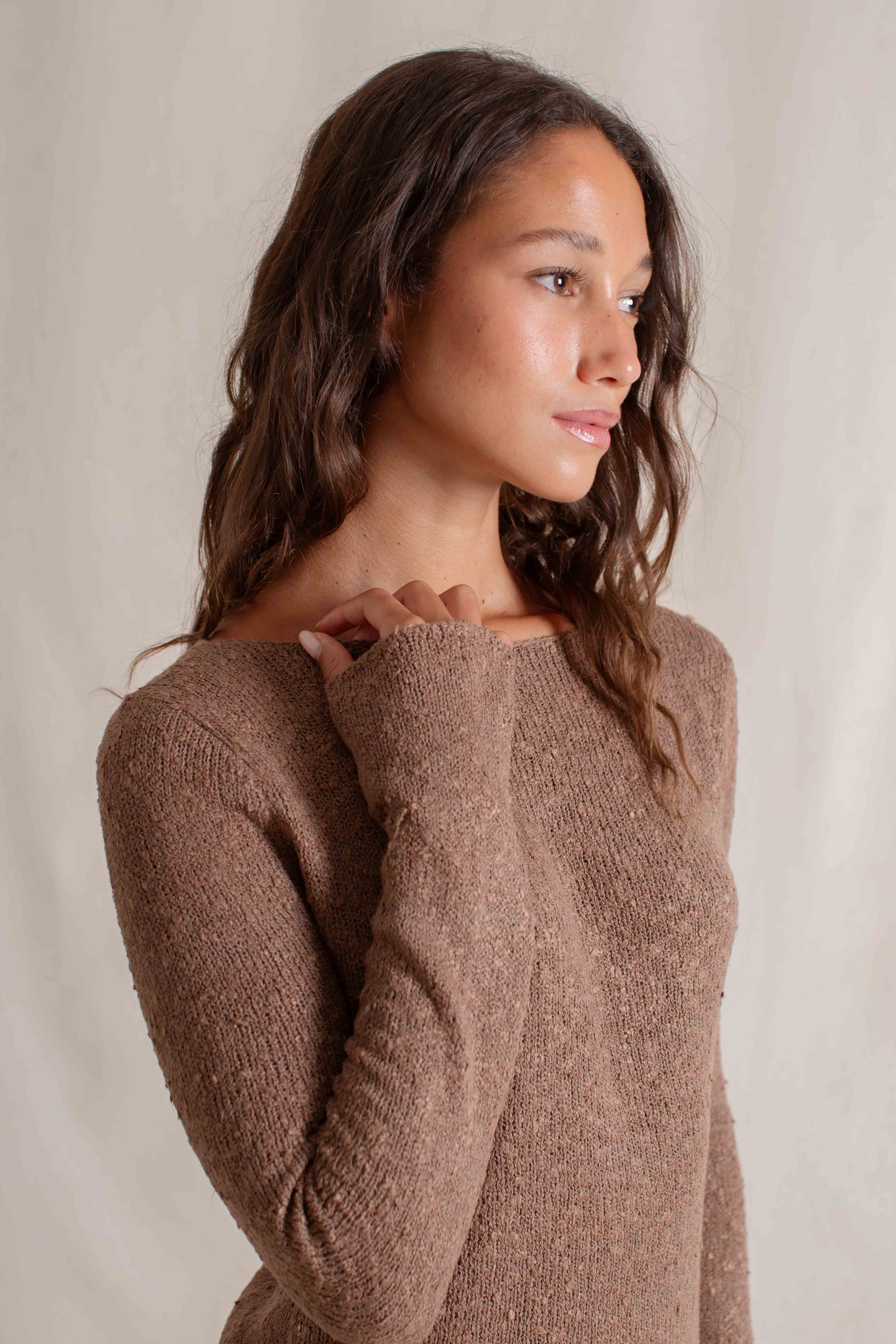 Dakota is wearing XS/S. Bust 79cm (31.1”), Waist 65cm (25.5”), Hips 90cm (35.4”), Height 173cm (5.6”) | Size XS/S