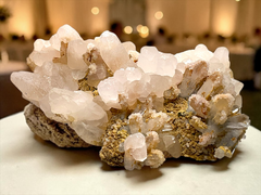 Bergkristall mit Calcit  – 372 g, 11 × 8 × 4 cm – AAA-Qualität – Edelstein Unikat (Masterpiece S3037) – Sammlerstück aus Kosovo (Trepča)