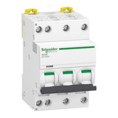 disjoncteur10A triphasé Schneider