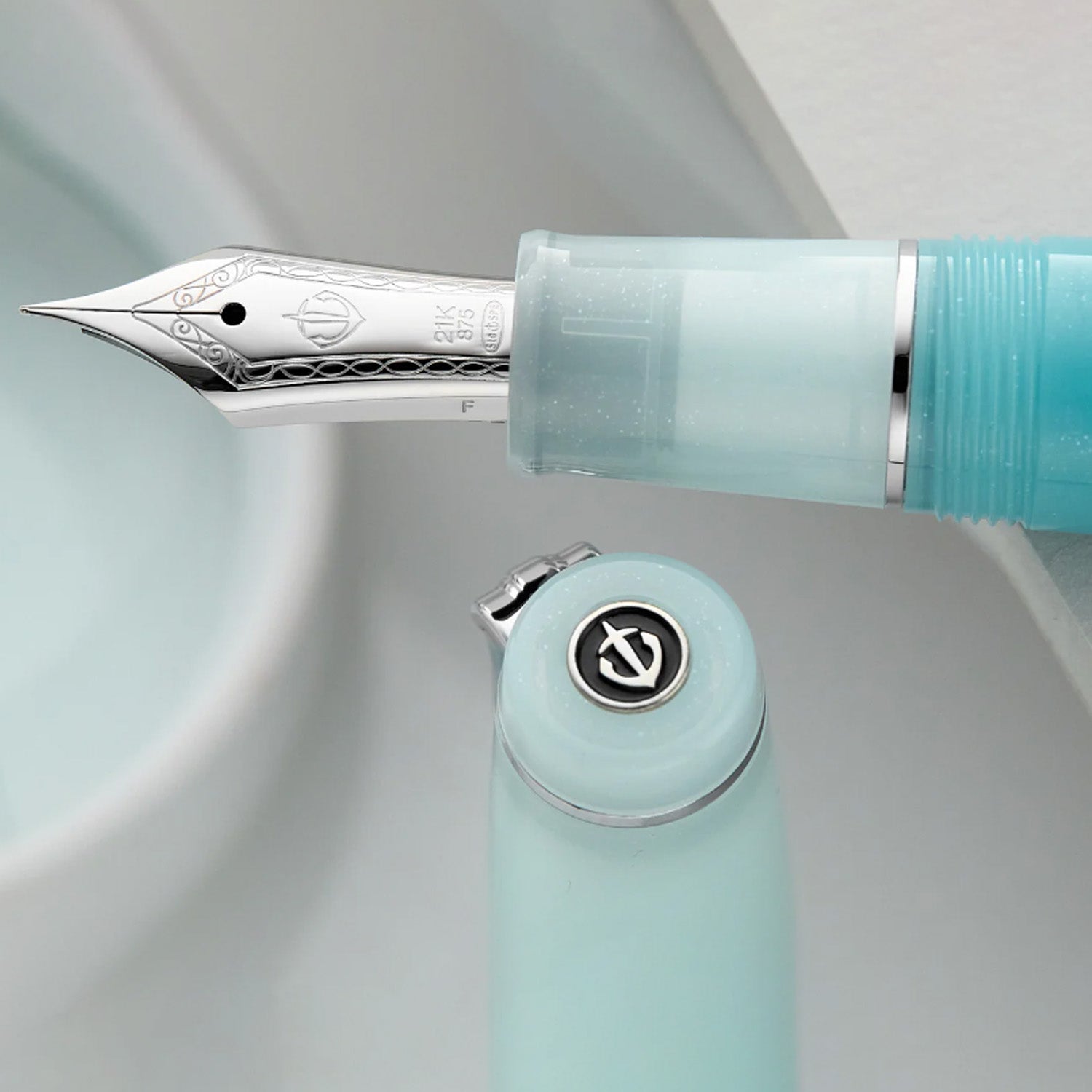 Sailor Professional Gear Smoothie Fountain Pen - Ocean Water (Special Edition) 8