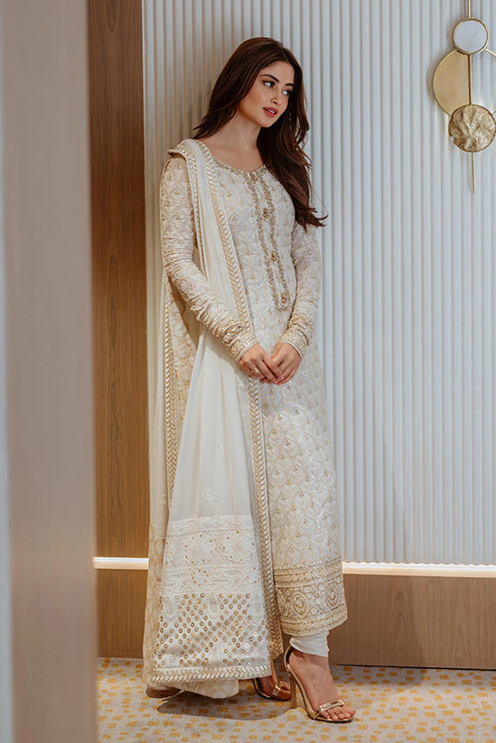SAJAL ALI (Tamgha)