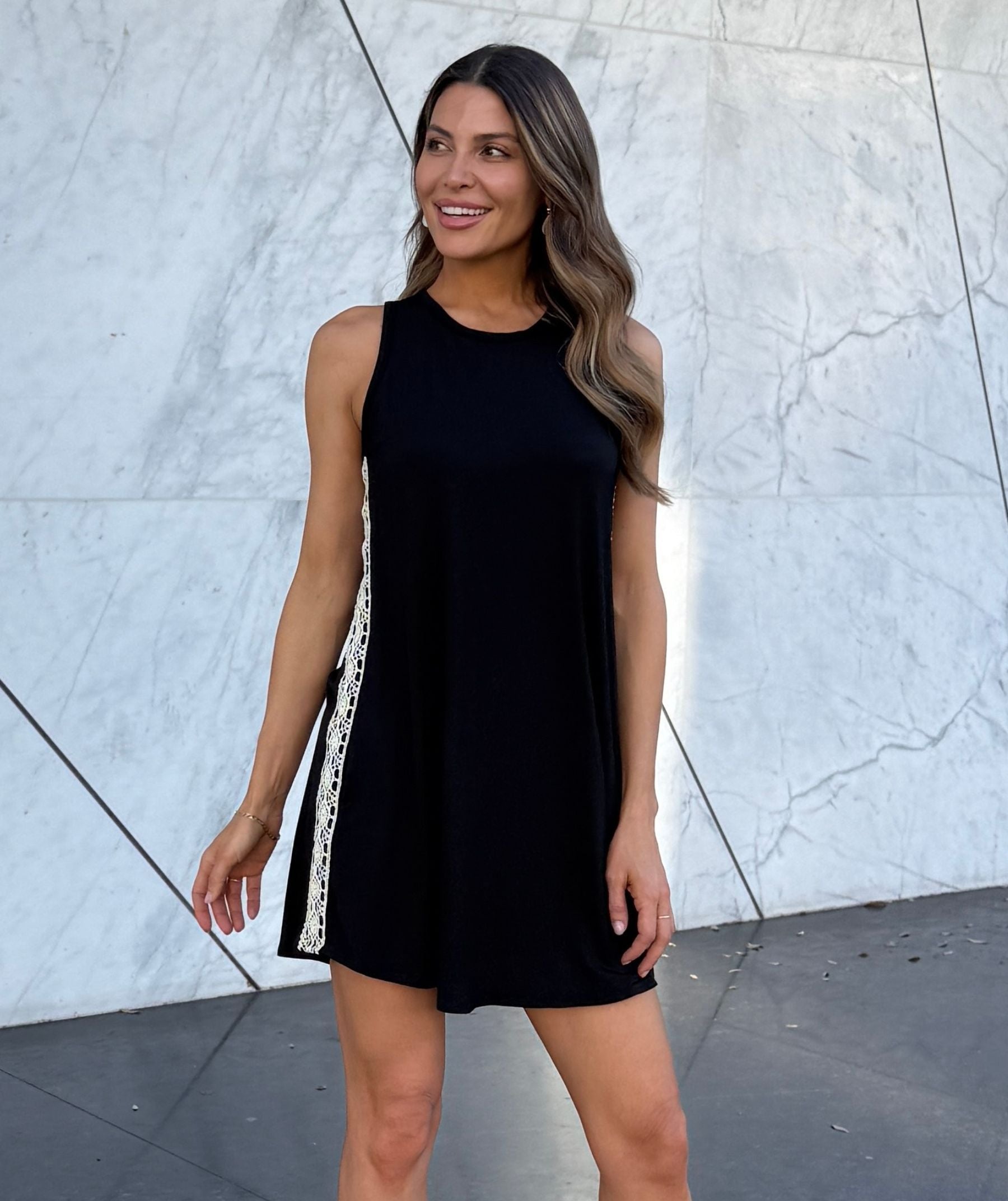 Model is 5'8, wears SheBird size 2| Jet Black #color_jet black