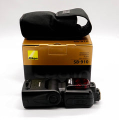 Pre-Owned Nikon SB-910 Speedlite Boxed as New SN: 2270237