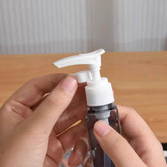 2Pcs 4 In 1 Travel Dispenser Set Leakproof Reusable Bottles For Toiletries Square