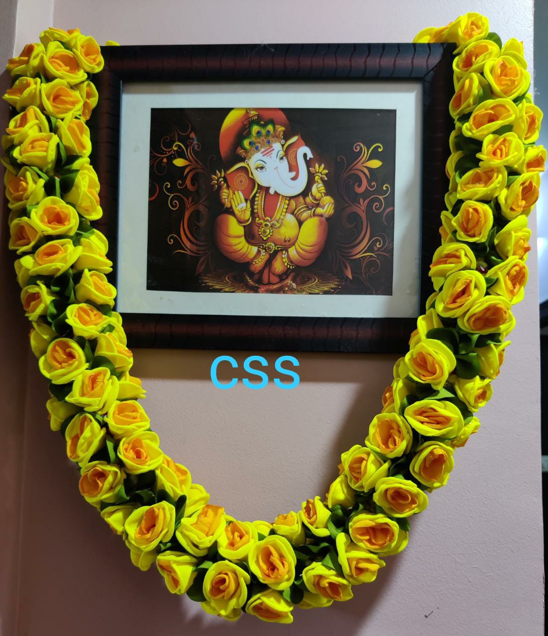 YELLOW ROSES ,BEAUTIFUL  WASHABLE FABRIC TYPE FLOWER GARLAND /FLOWER MALA -CSFM001Y