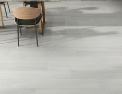LAYPRO premium 8mm White Oak laminate flooring AC5 rated