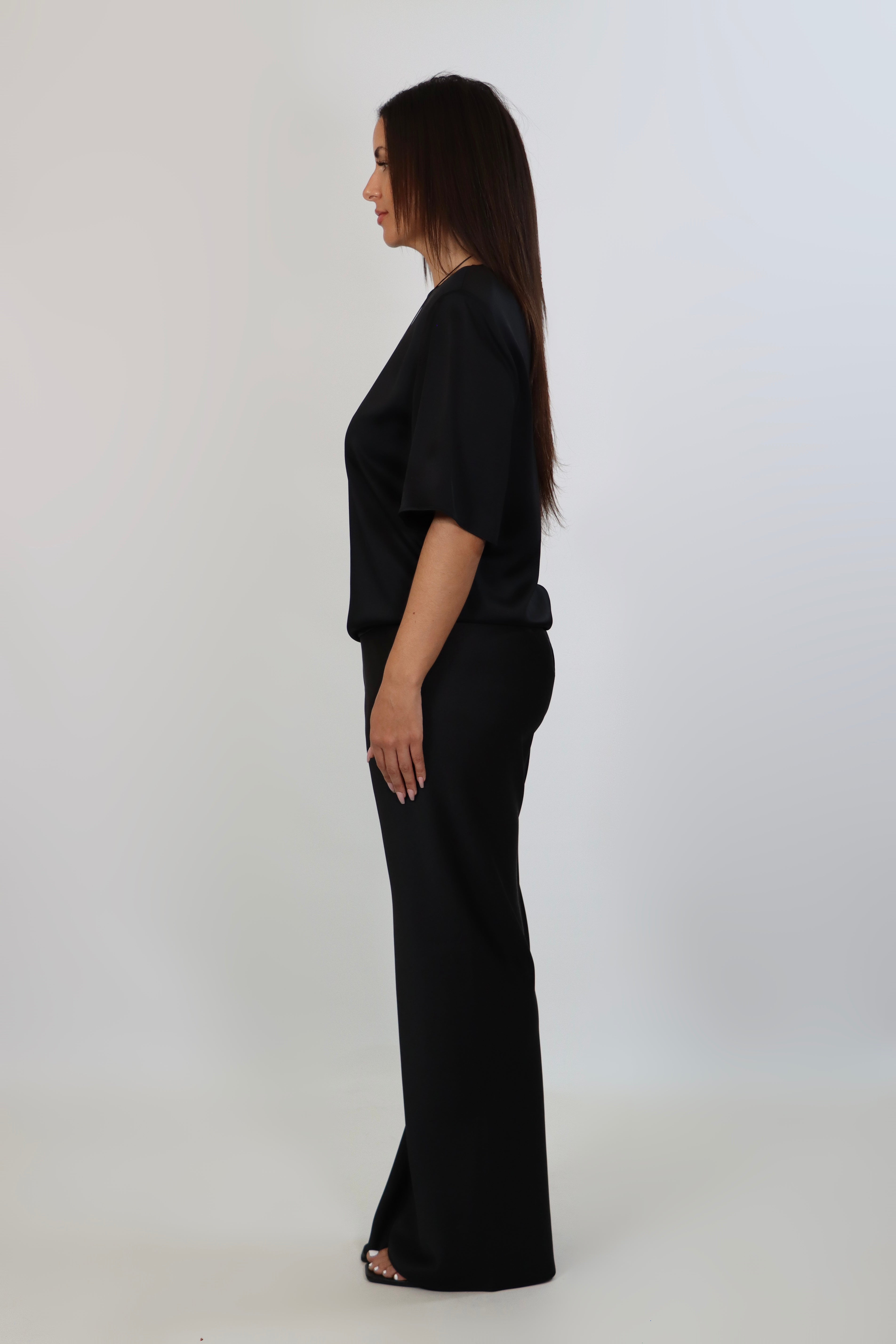 Black satin pants with soft drape and elastic waistband – plus size- April Seven