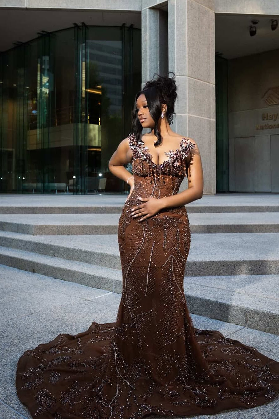 Elegant Sparkle Brown Mermaid Court Train V-neck Sleeveless Prom Dresses-Ballbella