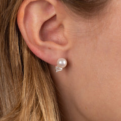 KIRSTIN PEARL SILVER EARRING