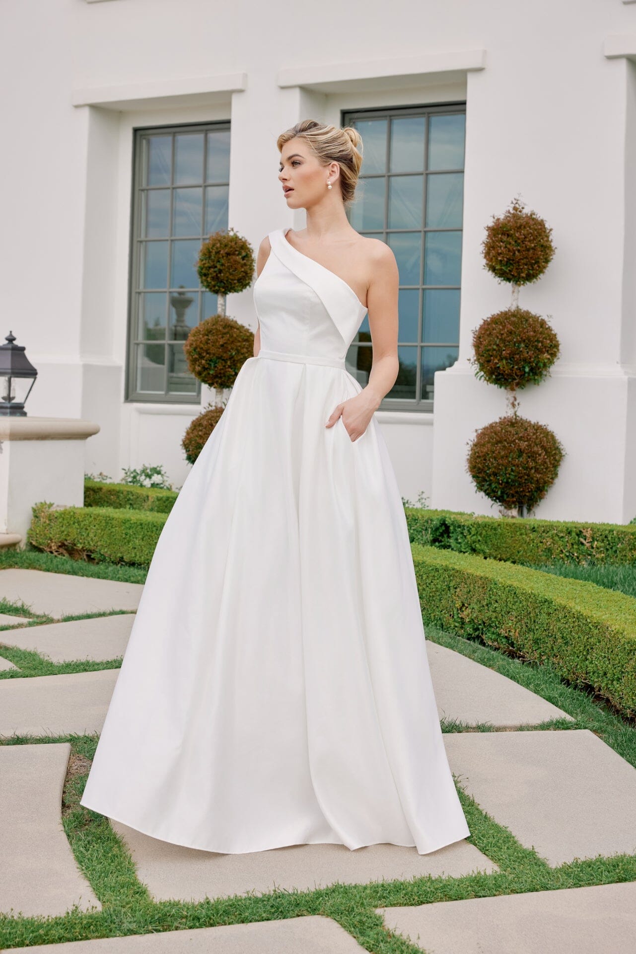 Long One Shoulder A-line Dress by Nox Anabel E469